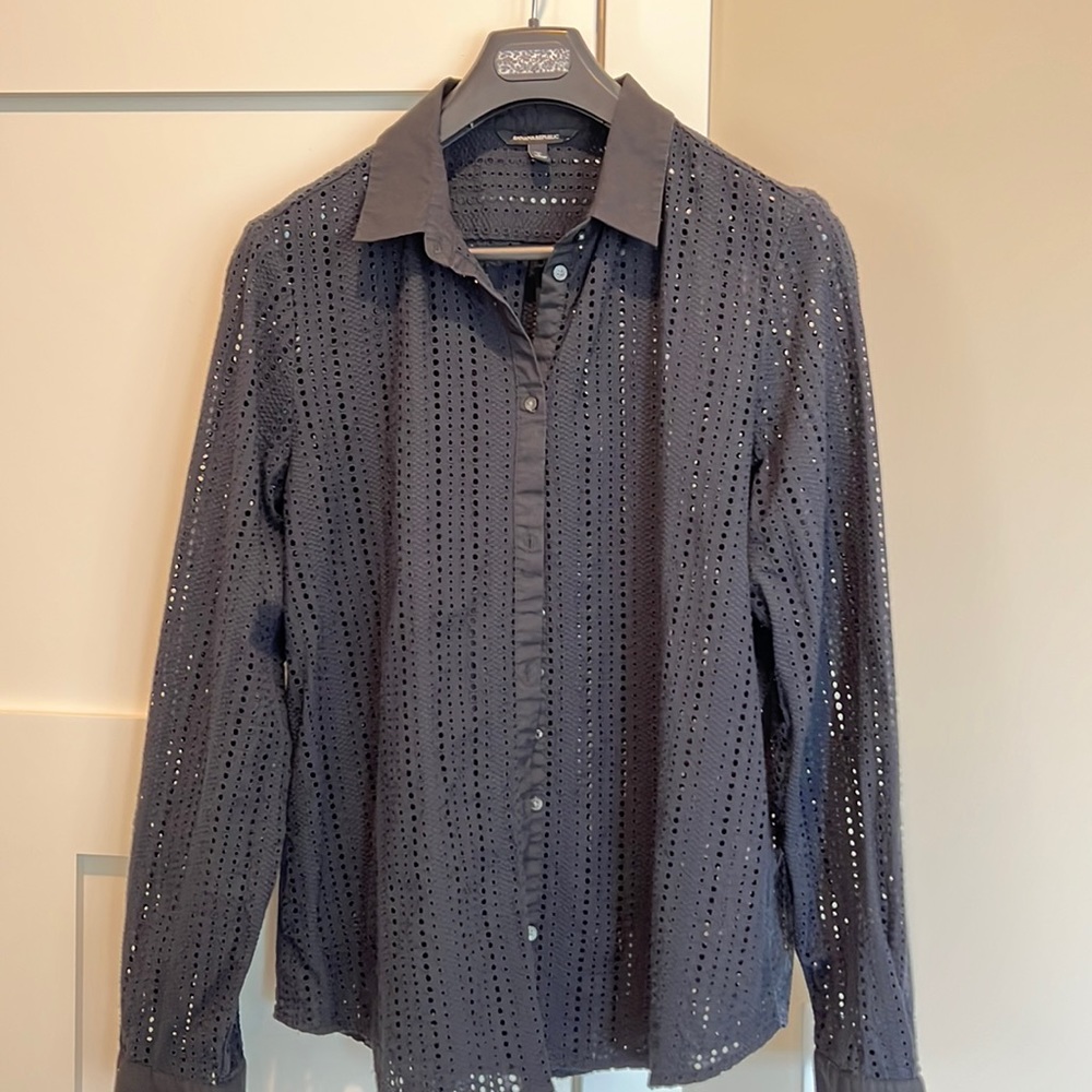 Banana Republic L Tall Cotton Eyelet Long Sleeve Blouse